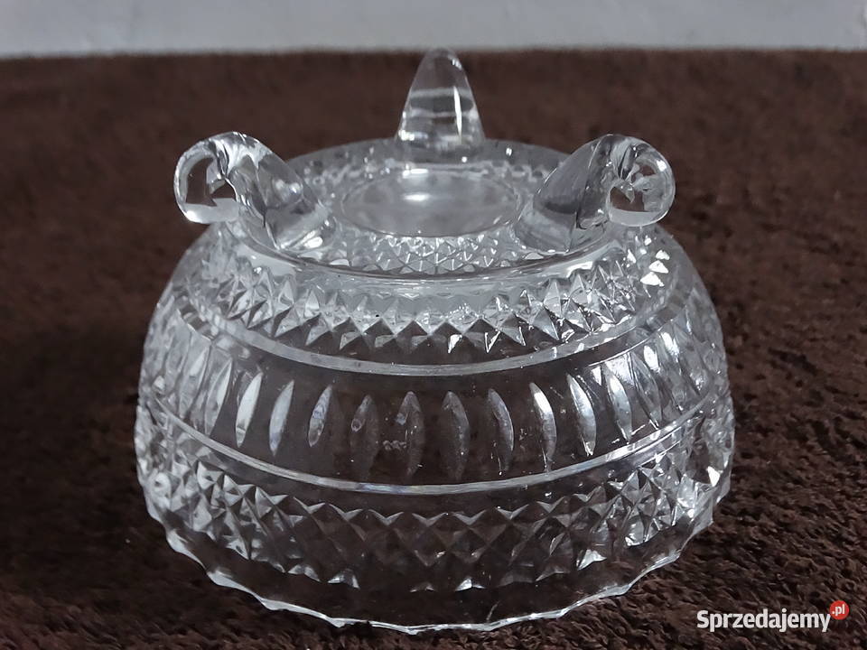 Elegancka Szklana Salaterka na Nóżkach Vintage Biłgoraj
