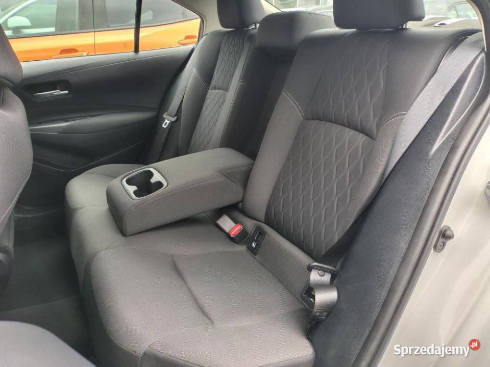 Toyota Corolla 2022r Salon Kamera cofania FV23 1 Poznań