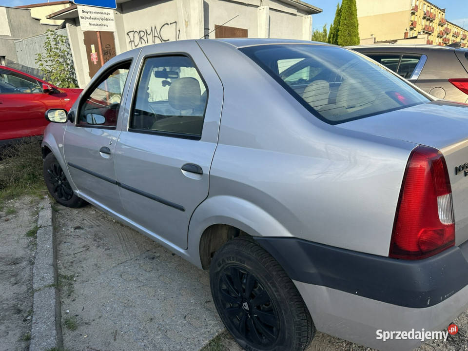 Dacia Logan Salon RP niezawodna benzyna niski Rok produkcji 2007 Logan Wejherowo