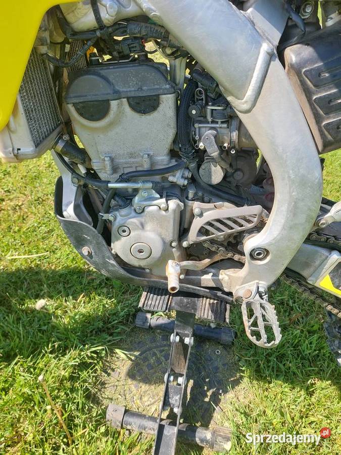 Suzuki RMZ 250 2016r 2kplplastików yzf crf kxf Suzuki Mszana Dolna sprzedam