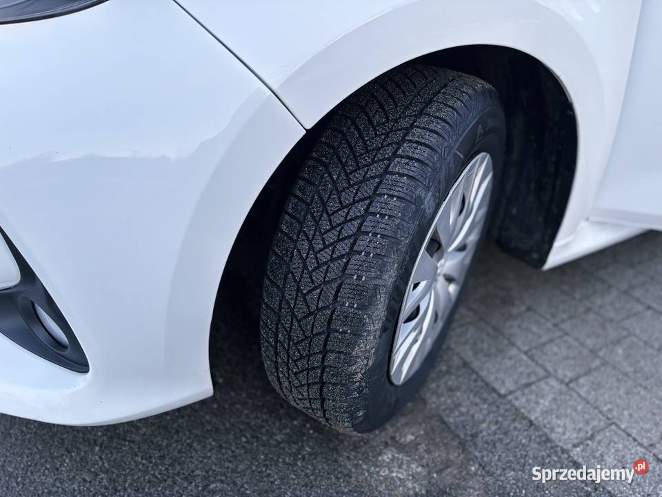 Toyota Yaris 15 LPG 125 Salon Polska Nowy Sącz