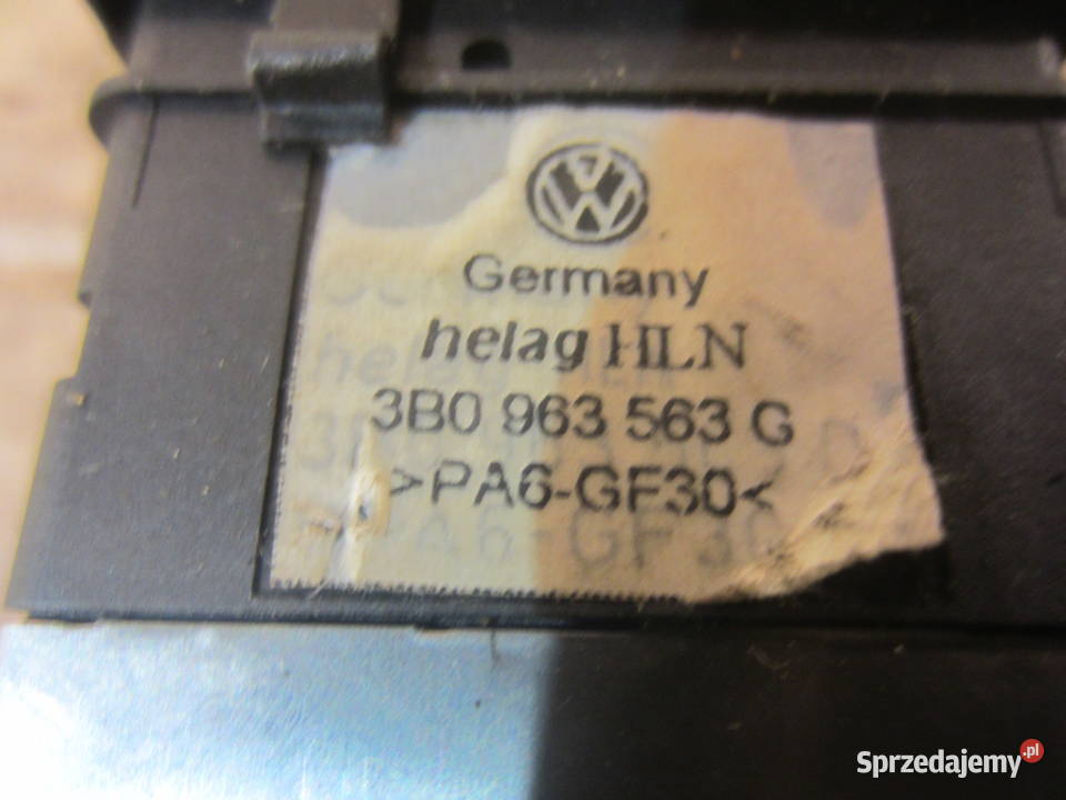 przełącznik włącznik grzania fotela vw passat b5 Szczecin