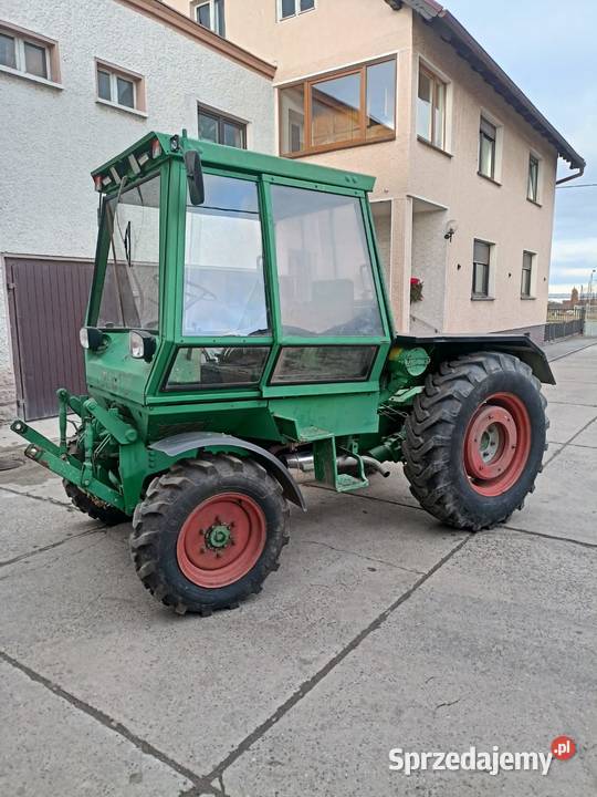 Deutz Intrac 2002 4x4 Przedni wałek odbioru mocy Głogówek