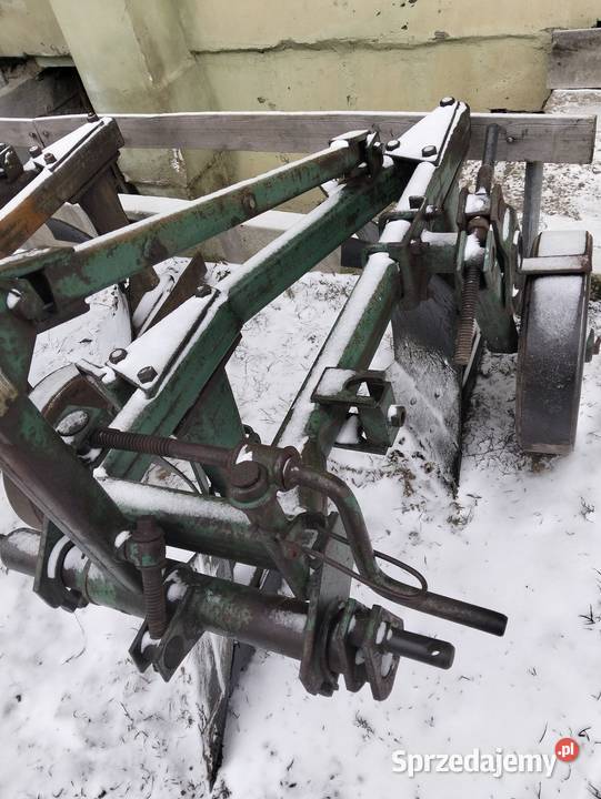 Sprzedam pług 2 skibowy Grudziącki Idealny stan Huta Koszary sprzedam