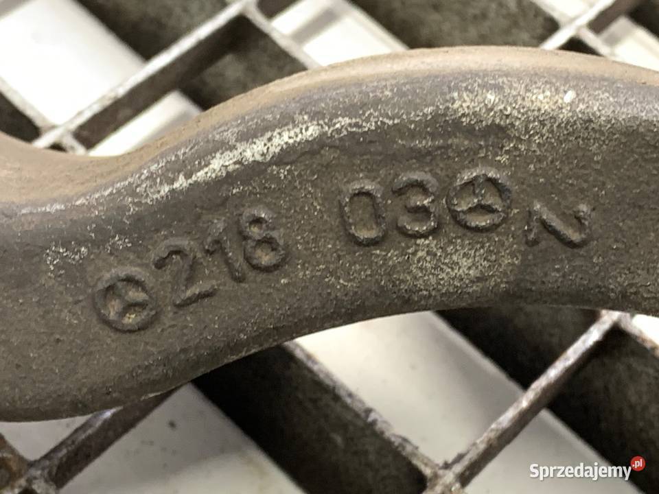 WAHACZ LEWY PRZÓD MERCEDES C218 Hatchback 1117 osobowe Motoryzacja