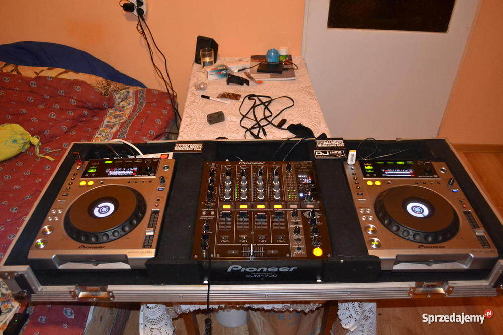 Zestaw dla DJ ( DEE JAY ) Pioneer CDJ 850 DJM 700 + CASE