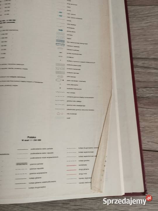 geograficzny atlas świata dwie części Poznań