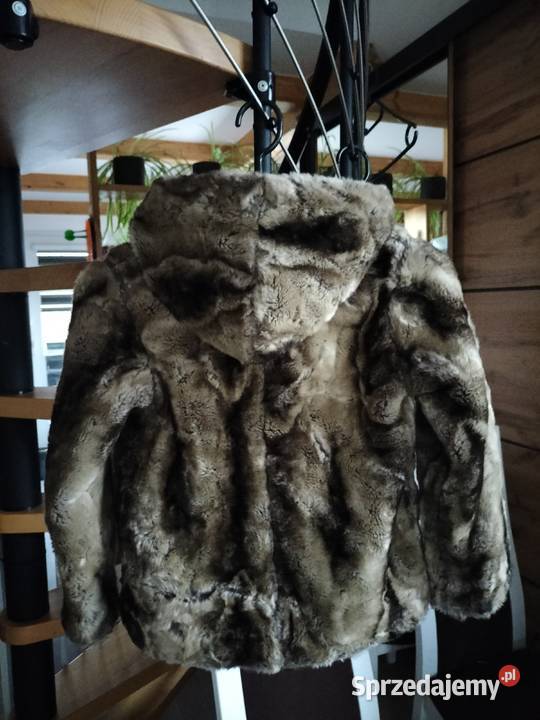 Futro dziewczynki futerko płaszczyk zimowy z dziewczynka Nowe sprzedam