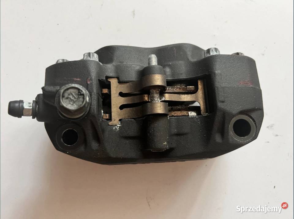 Zacisk lewy przód Suzuki GSXS 750 GSX750S 2020r Ostrzeszów