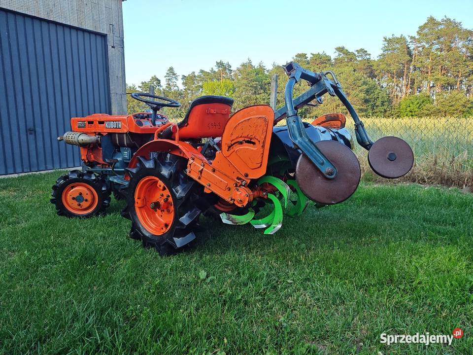 Kubota B10 4x4 z glebogryzarką japoński Chąśno