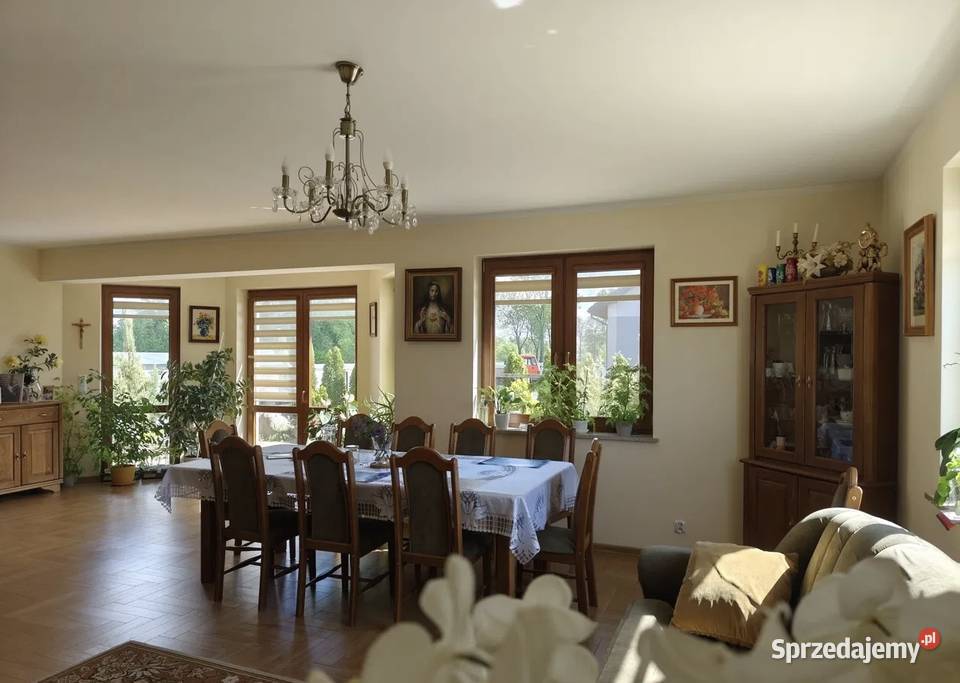 Przestronny dom z ogródkiem 1700m2