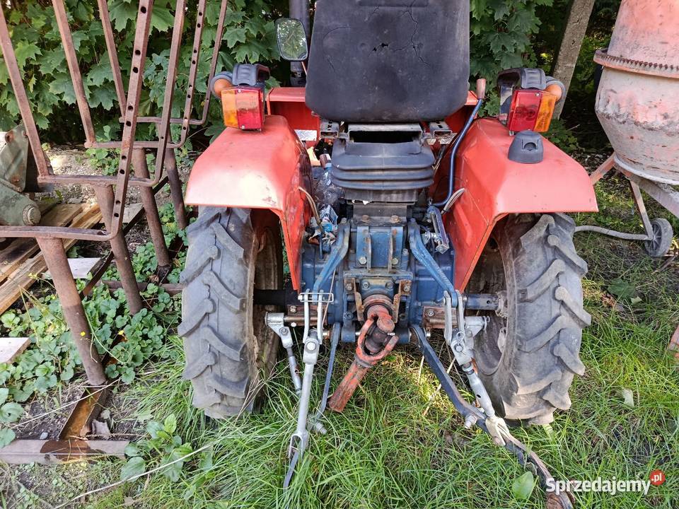 Kubota B1400 mini ciagnik rolniczy z
