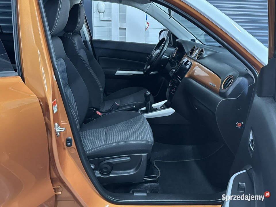 Suzuki Vitara 4X4 80tyśkm Stan perfekt Cała w komputer pokładowy Chechło