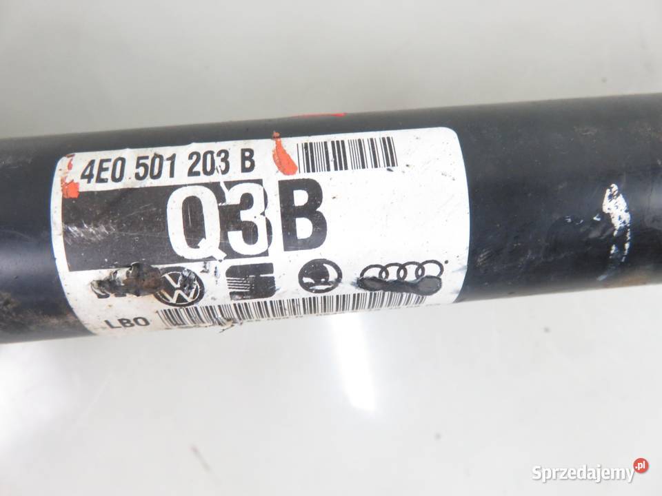 PÓŁOŚ PRAWA TYLNA AUDI A8 D3 40 TDI 4E0501203B