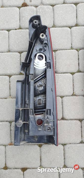 LAMPA LEWA TYŁ Peugeot Partner i Citron Berlingo