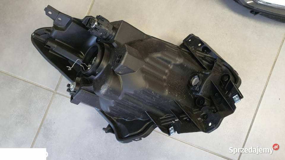 Suzuki swif 2018 reflektor lewy przód nowy model Kozubszczyzna