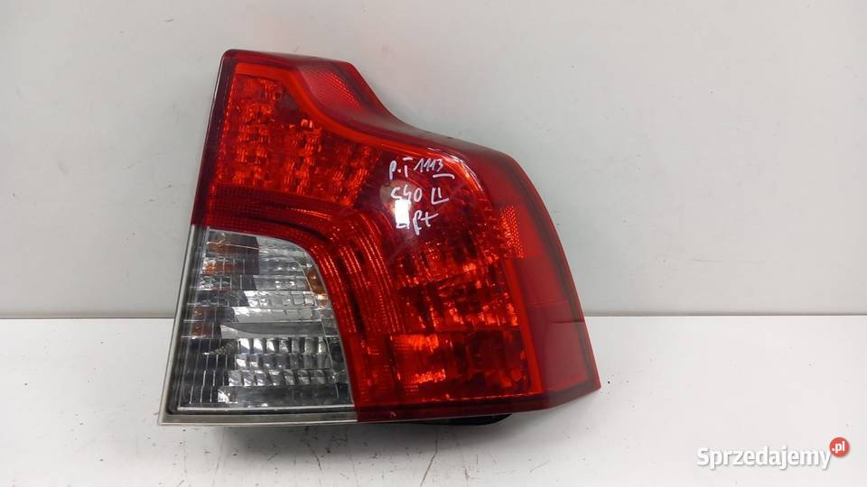 VOLVO S40 II LIFT SEDAN LAMPA TYŁ PRAWA