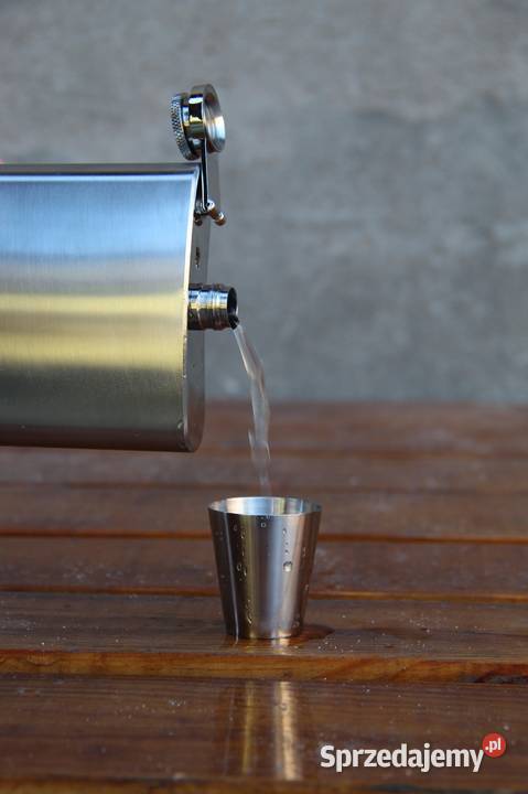 Elegancka Srebrna Piersiówka Z Czterema Ostrowy nad Okszą