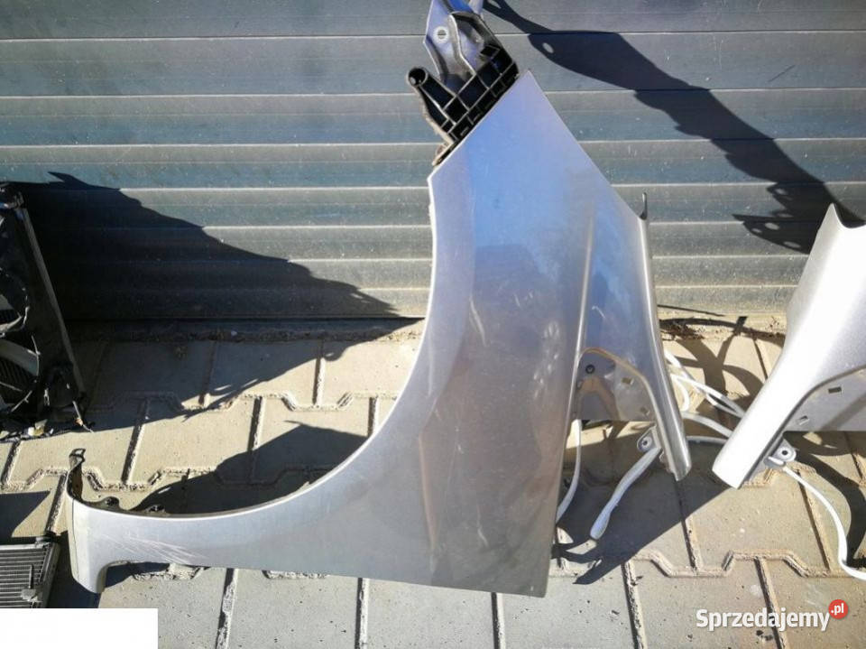 HONDA JAZZ 2010 BŁOTNIK PRZOD SREBRNY osobowe lubelskie Kozubszczyzna sprzedam
