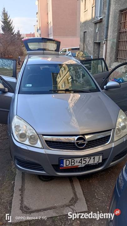 Opel Vectra c 22 benzyna kombi liftingu kupiony w Polsce Wałbrzych