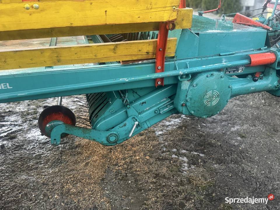 Przyczepa samozbierająca samozbierające nieuszkodzony Słopnice