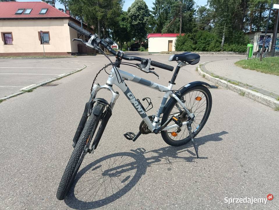 Sprzedam rower górski Giant Terrago rama S koła Górskie, MTB Borne Sulinowo sprzedam