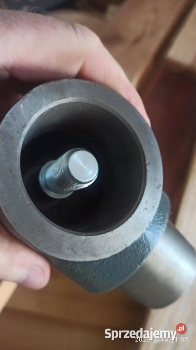 element mechanizmu posuwu z pokrętłem odlew Produkcja Kłodawa sprzedam