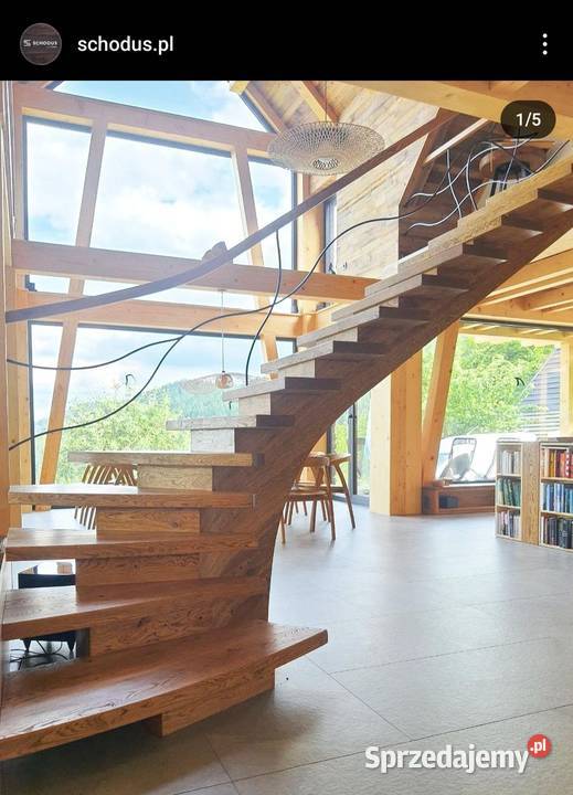 Schody drewniane gięte dywanowe na beton Bochnia