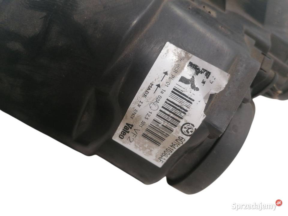 LAMPA PRAWA PRZEDNIA PRZÓD VW POLO IV 9N 0109 wielkopolskie