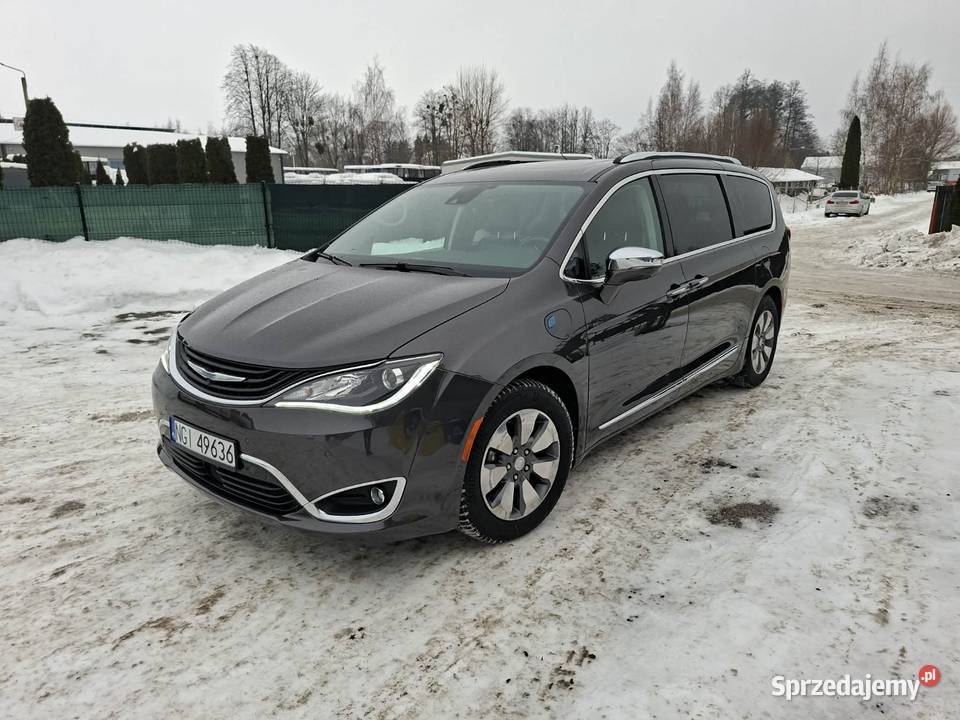 Chrysler Pacifica ehybrid LIMITED Białystok