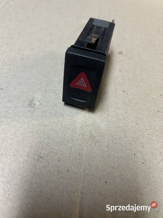 Włącznik świateł awaryjnych Passat b5 b5fl Grudziądz