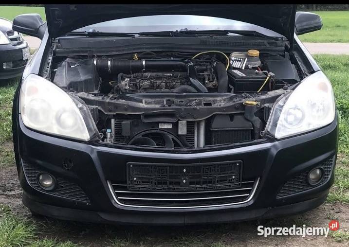zderzak przedni z20r czarny Opel Astra h FL osobowe