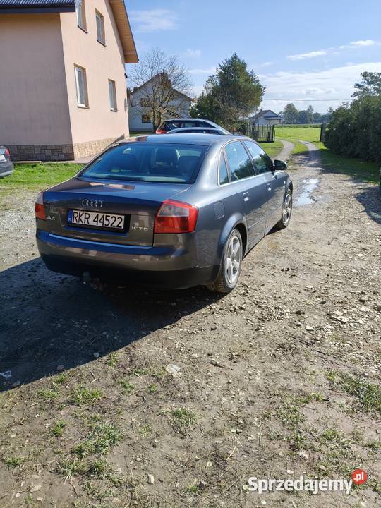 Audi a4 b6 nieuszkodzony