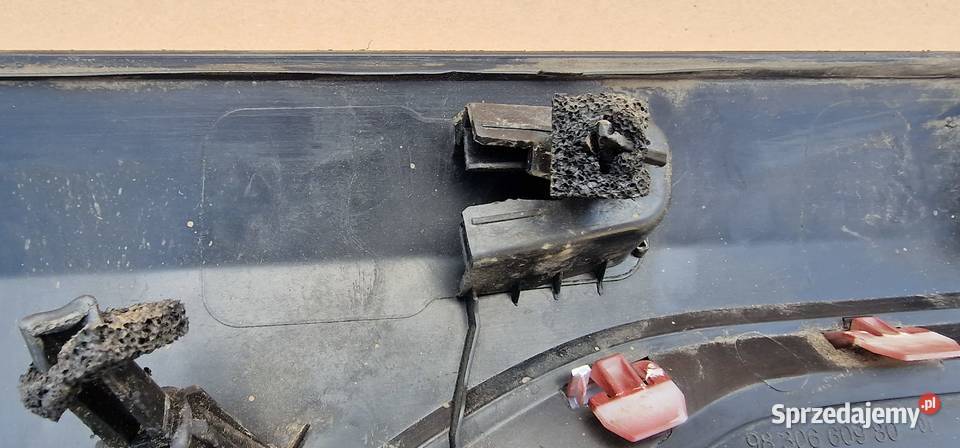 CITROEN C4 LISTWA DRZWI LEWY PRZÓD 9830660980 osobowe Bieleń