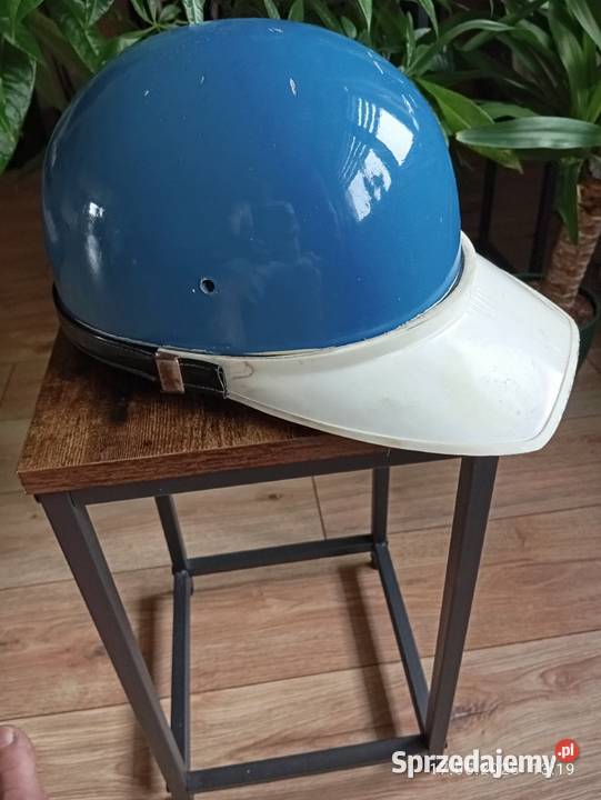 Kask orzeszek PRL retro z daszkiem Kaski sprzedam