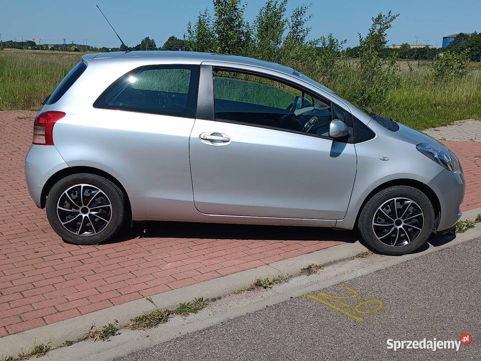 Toyota Yaris 13 benzyna poduszka powietrzna podlaskie Białystok
