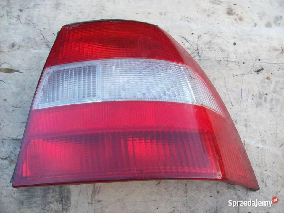 Vectra B Sedan Lampa prawy tyl tylna prawa DEPO Mińsk Mazowiecki