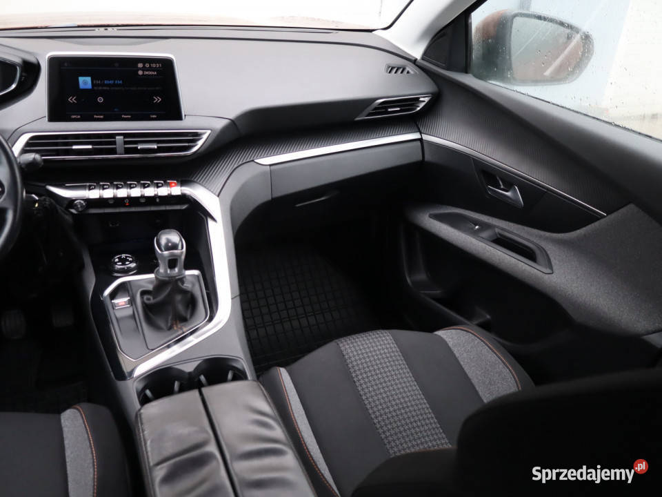 Peugeot 3008 16 BlueHDi gniazdo USB