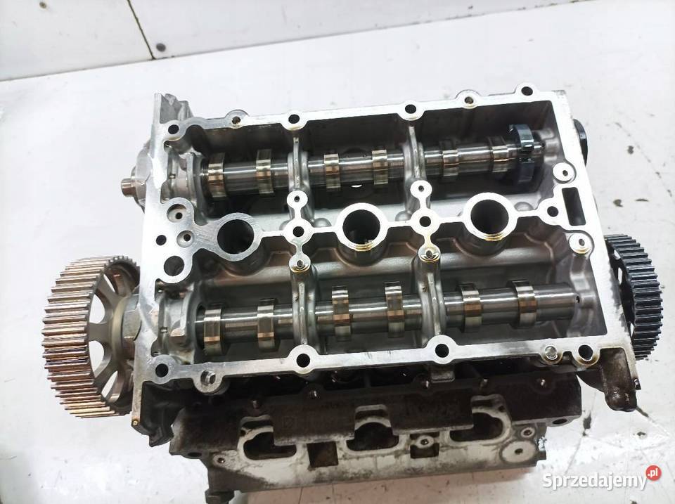 GŁOWICA KOMPLETNA 04C103404F 10 TSI Skoda Fabia