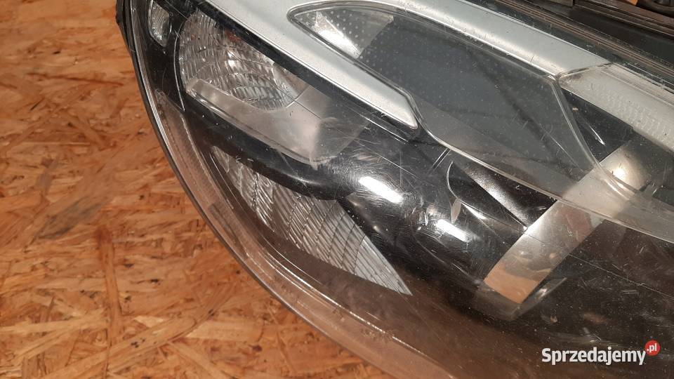 LAMPA PRAWA PRZEDNIA 31283333 VOLVO V40 II XENON osobowe
