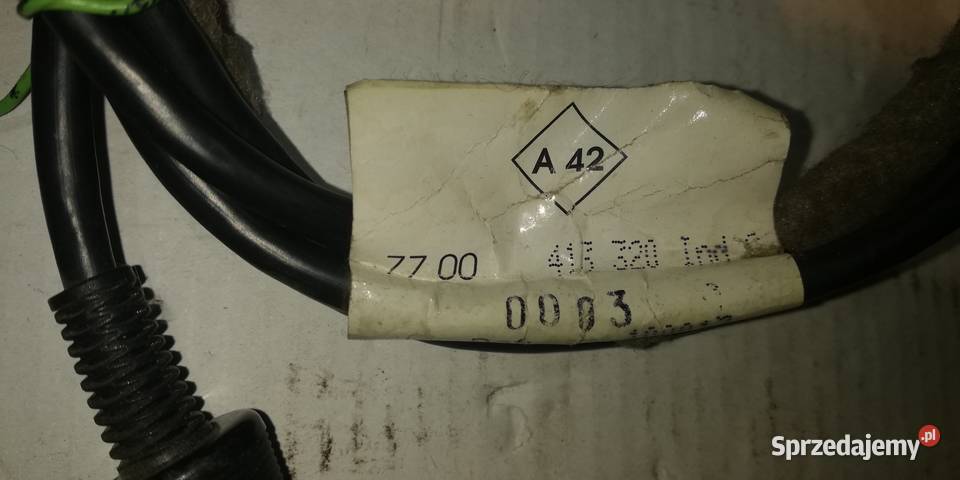 przewód do zmieniarki płyt CD 7700413320 Renault wyposażenie elektryczne łódzkie Piotrków Trybunalski