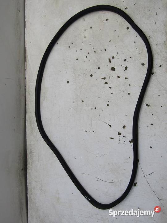 USZCZELKA DRZWI LEWA TYLNA LEWY TYŁ PEUGEOT 108 Uszczelki