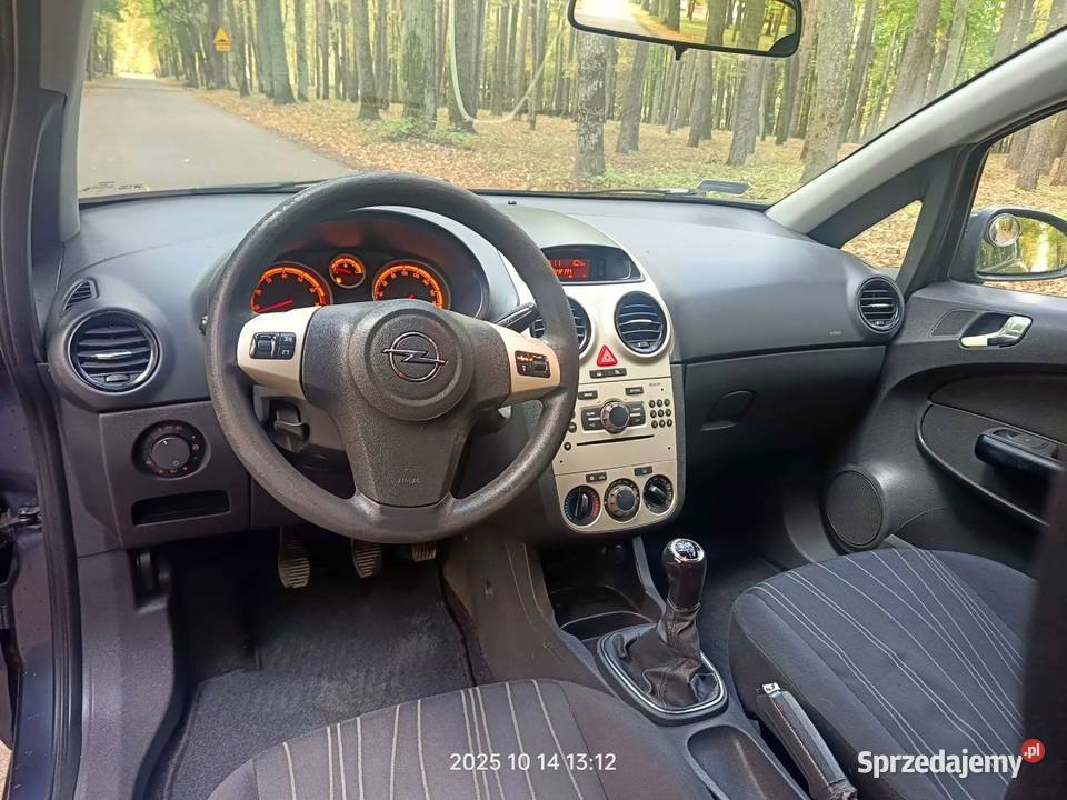 Opel Corsa D 12 benzyna 80 2008r 5drzwi mazowieckie