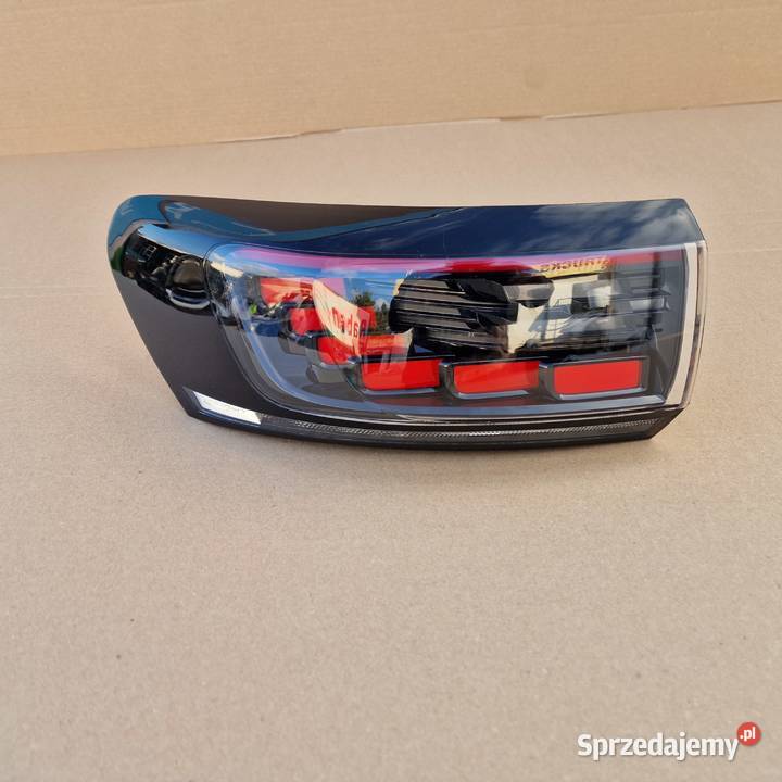 VW ID4 ID4 LAMPA TYLNA LEWA IDEALNA IQLIGHT Oświetlenie