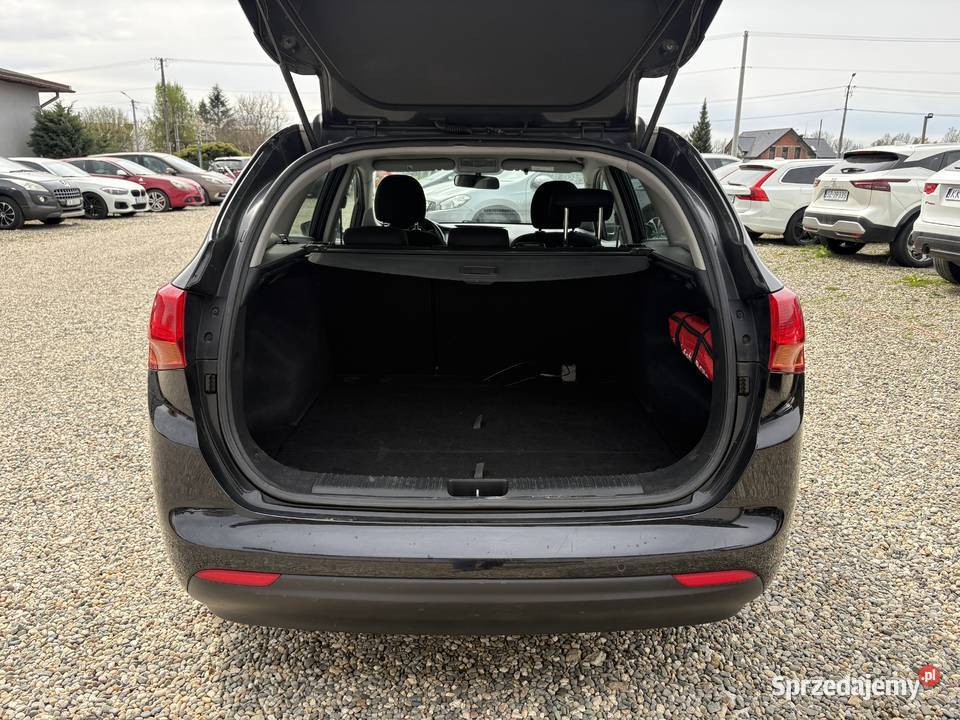 Kia Ceed Kombi Paniówki sprzedam