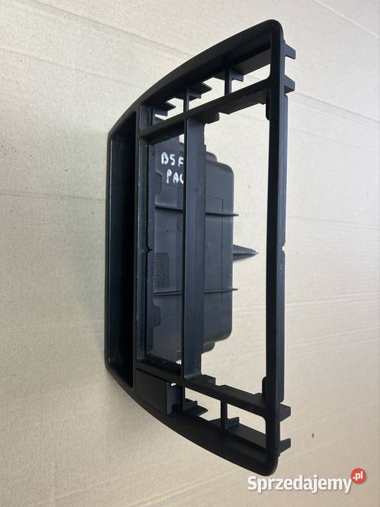 Panel konsoli Passat b5 b5fl 3b0858069k osobowe