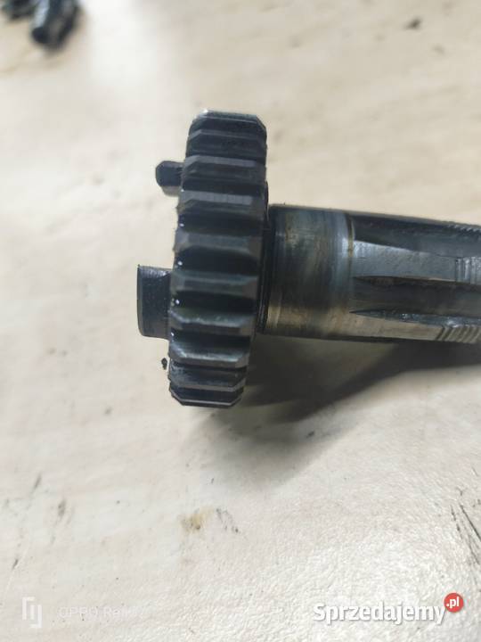 Wałek zdawczy 27 z WSK 125 Łubno