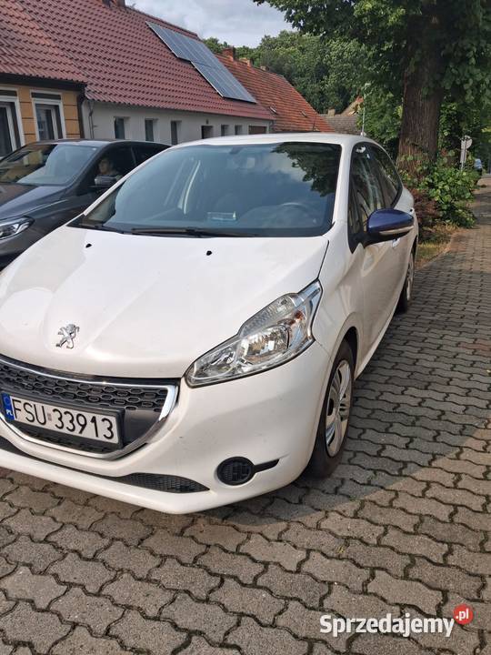 Peugeot 208 Lubniewice