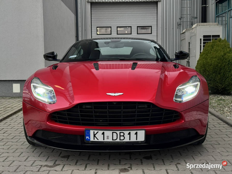 Aston Martin DB11 52 V12 pakiet AMR 639