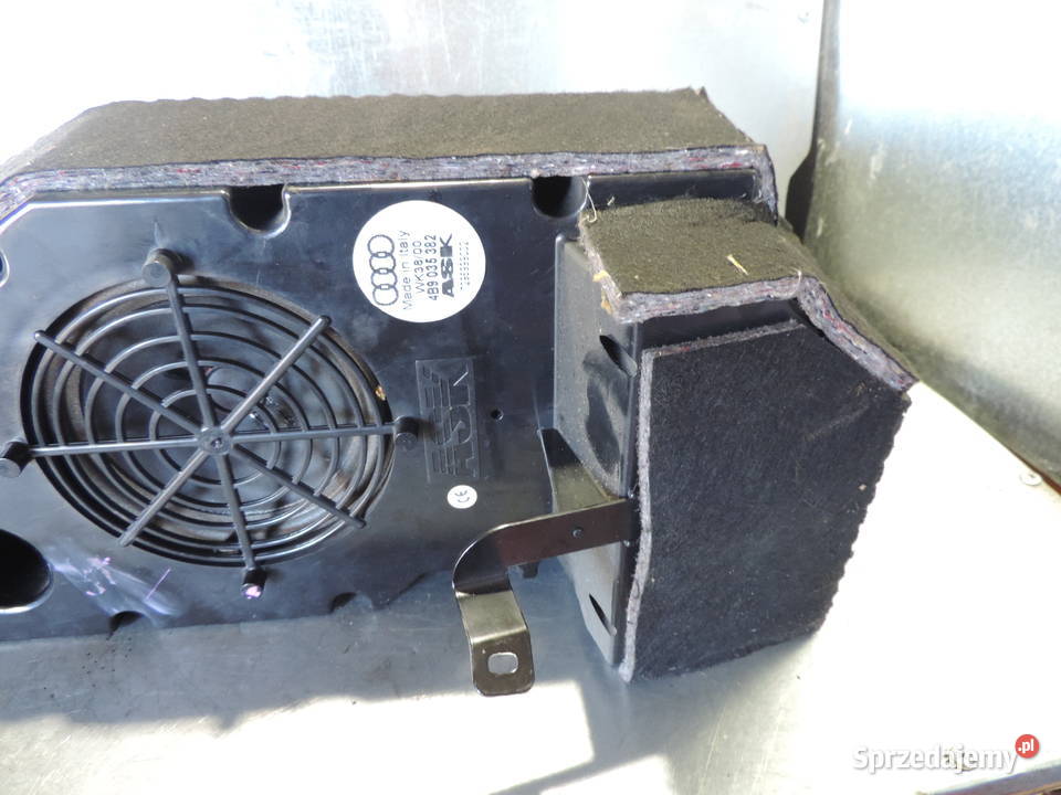SUBWOOFER AUDI A6 C5 Kombi 4B9035382 Sprzęt audio fabryczny Nowy Sącz sprzedam